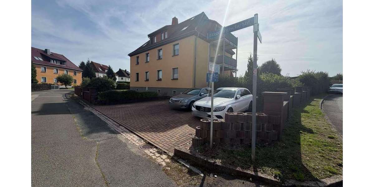 Etagenwohnung Zwickau Schedewitz - 4 Zimmer, 108 m&sup2;, 990&euro; | Angebot:27284761