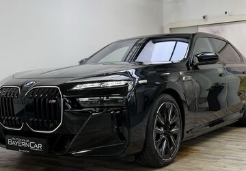 BMW M760 6.200 km 117.989 &euro; Königsbrunn 86343