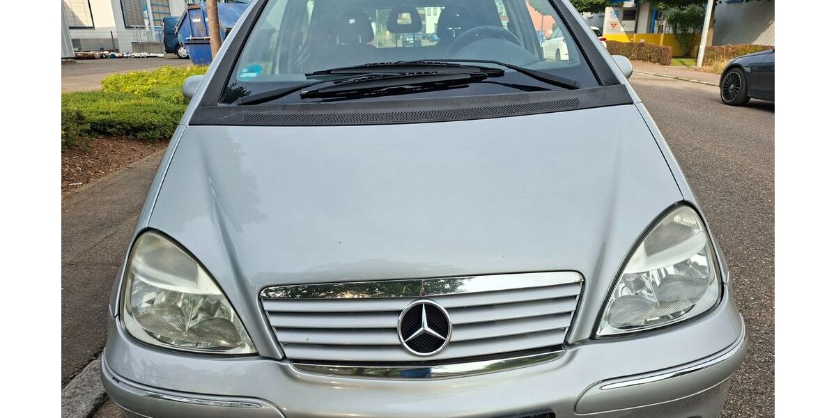 Mercedes-Benz A 160 181.081 km 1.950 &euro; Fellbach 70736