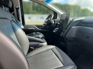 Hyundai STARIA Signature 2WD 2.2 CRDi EU6d 7-Sitzer Navi L 46.000 km 43.990 &euro; Bad Wünnenberg 33181