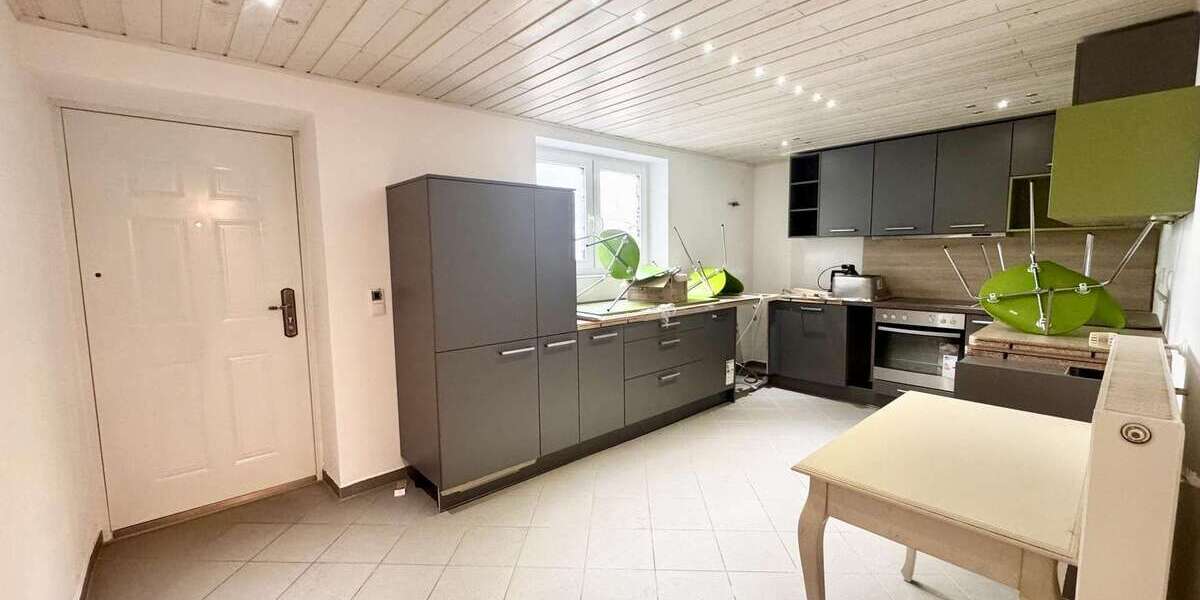 Etagenwohnung Reckendorf - 2 Zimmer, 70 m&sup2;, 400&euro; | Angebot:27287819