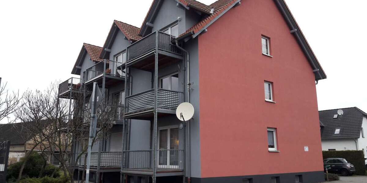 Etagenwohnung Delitzsch - 3 Zimmer, 64 m&sup2;, 570&euro; | Angebot:27658446