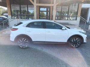 Kia XCeed 1.5 T AUTOMATIK VISION KOMFORT-PAKET 14.088 km 23.490 &euro; Höhenkirchen-Siegertsbrun 85635