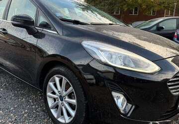 Ford Fiesta 76.389 km 10.990 &euro; Hamburg 22179