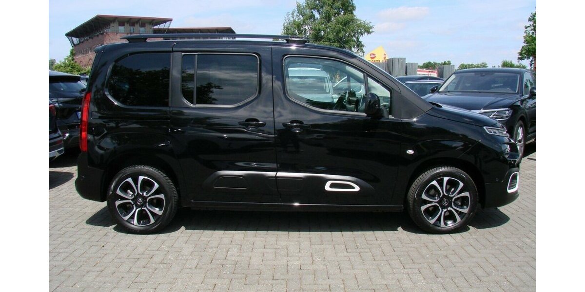 Citroen Berlingo 1.2 Turbo130 Shine M Kamera 180º 13.167 km 23.980 &euro; Falkensee 14612