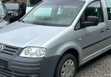 VW Caddy 156.000 km 4.780 &euro; Versmold 33775