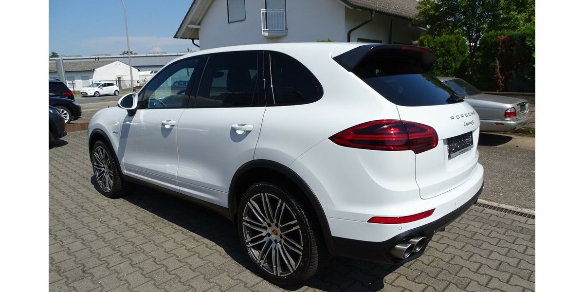 Porsche Cayenne S 4,2l Diesel Pano, Navi, 21 Zoll, Standhe 232.000 km 21.990 &euro; Rodgau 63110