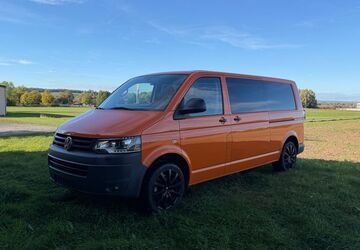 VW T5 Transporter 215.900 km 10.990 &euro; Bovenden 37120