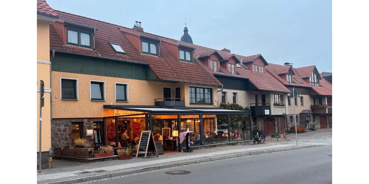 Etagenwohnung Waren (Müritz) - 2 Zimmer, 65 m&sup2;, 550&euro; | Angebot:27666796
