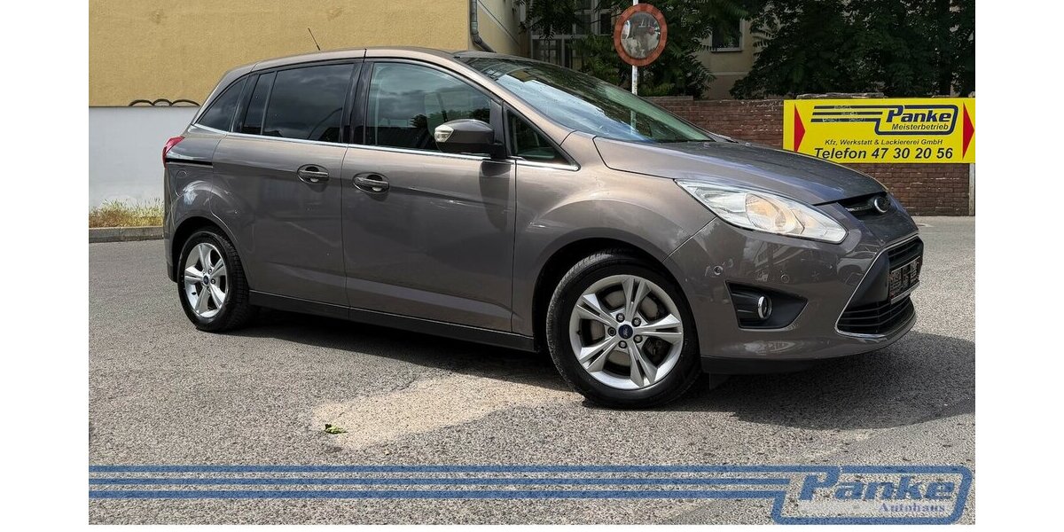 Ford Grand C-Max Champions Edition*SHZ*PDCv+h* 176.659 km 4.890 &euro; Berlin 13187