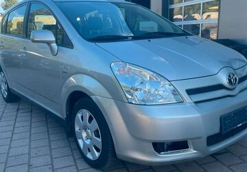 Toyota Corolla Verso 96.500 km 4.899 &euro; Pinneberg 25421