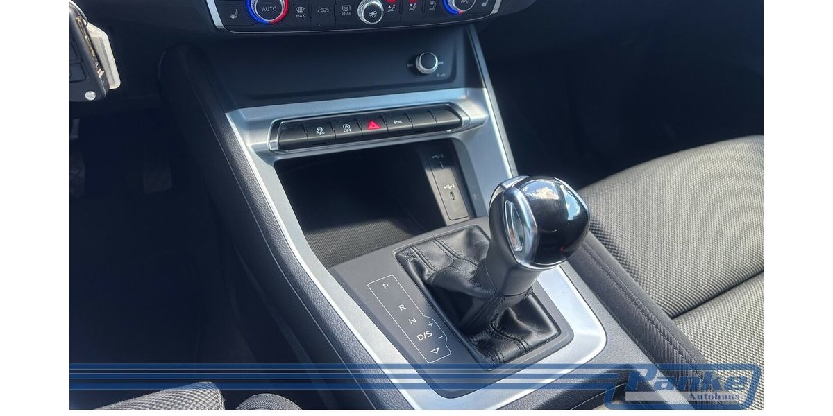 Audi Q3 35 TFSI advanced Aut.*LED*NAV*Sound*SHZ* 66.053 km 23.490 &euro; Berlin 13187