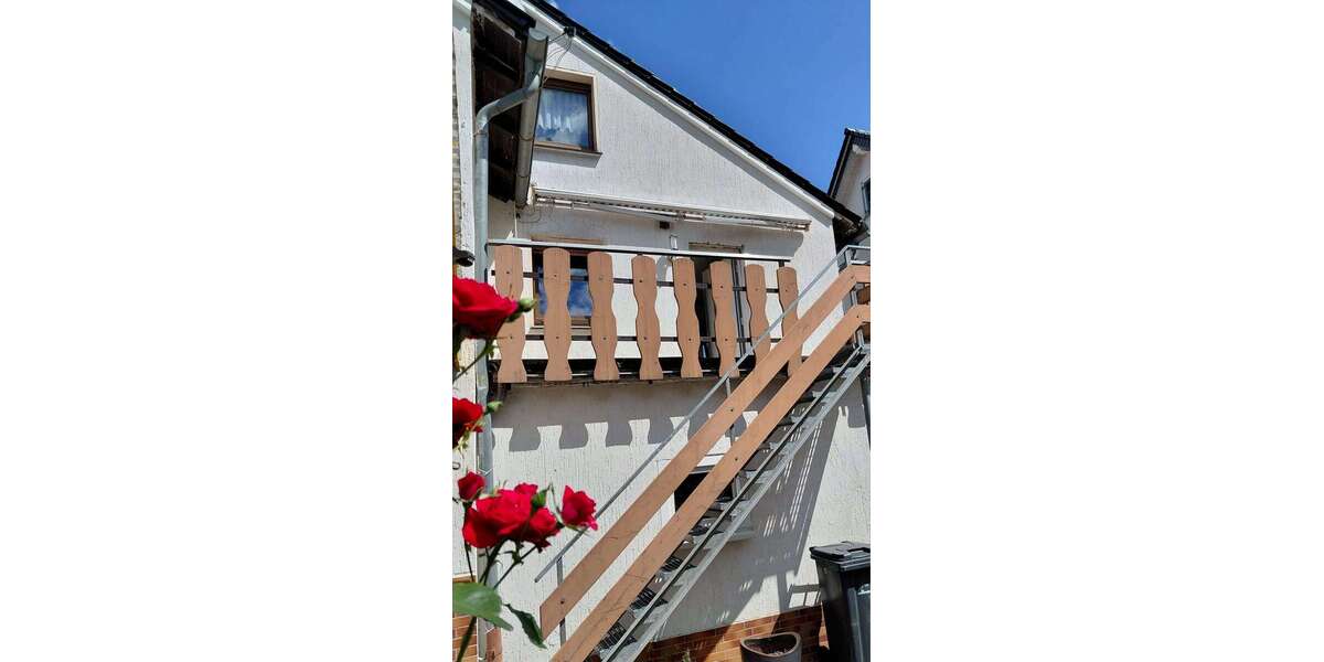 Etagenwohnung Brilon - 3 Zimmer, 85 m&sup2;, 700&euro; | Angebot:27291317
