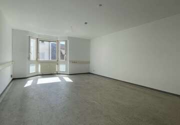 Wohnung Wiesbaden Biebrich - 4 Zimmer, 143 m&sup2;, 1.400&euro; | Angebot:27658308