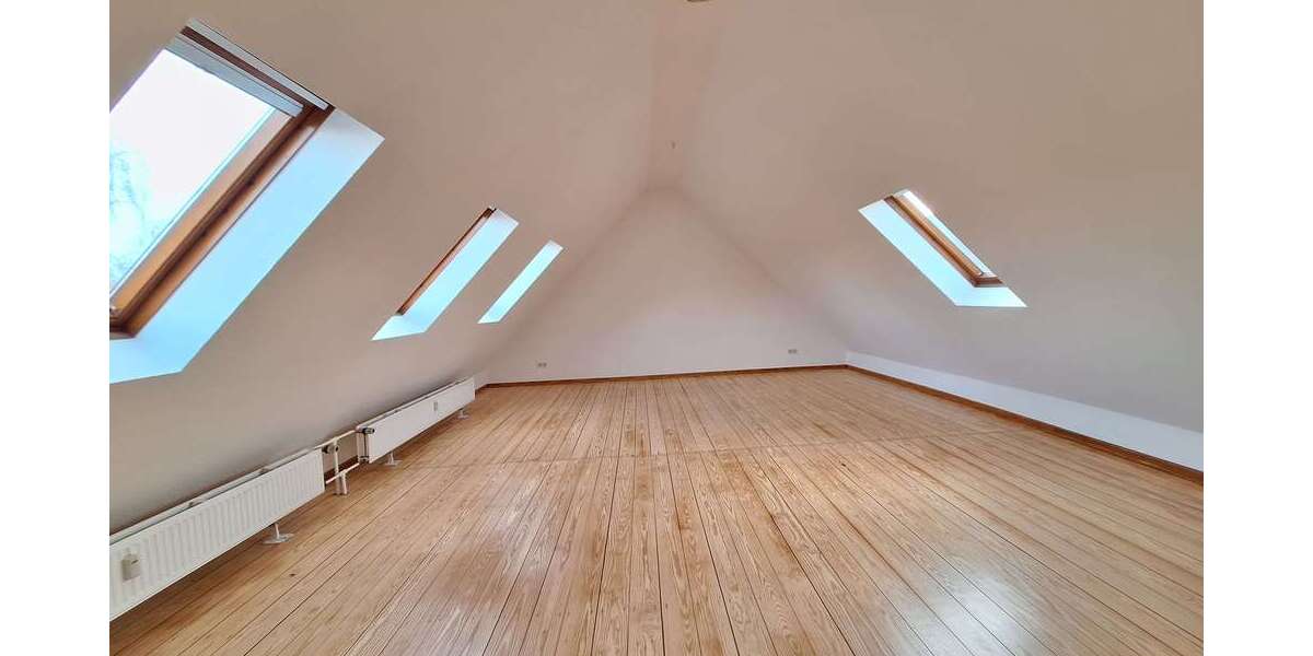 Etagenwohnung Hamburg Wandsbek - 2 Zimmer, 87 m&sup2;, 1.500&euro; | Angebot:27288373