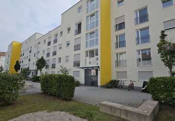 Wohnung Landshut Bayerwaldsiedlung - 3 Zimmer, 71 m&sup2;, 990&euro; | Angebot:27657238