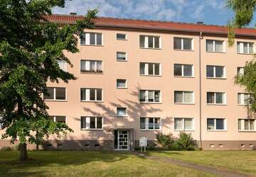 Wohnung Calbe - 2 Zimmer, 46 m&sup2;, 300&euro; | Angebot:27658152