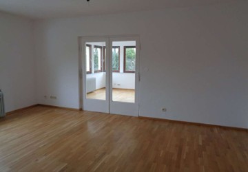 Wohnung Niedernhausen-Engenhahn Engenhahn - 4 Zimmer, 95 m&sup2;, 950&euro; | Angebot:27268015