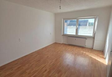 Wohnung Saarlouis - 3 Zimmer, 80 m&sup2;, 750&euro; | Angebot:27658168
