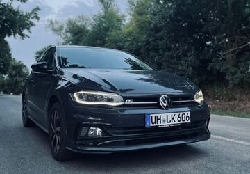 VW Polo 54.000 km 16.599 &euro; Körner 99998