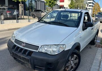 Fiat Strada 203.748 km 4.499 &euro; Rosenheim 83026