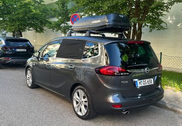 Opel Zafira Tourer 107.200 km 7.000 &euro; Feldkirchen 85622