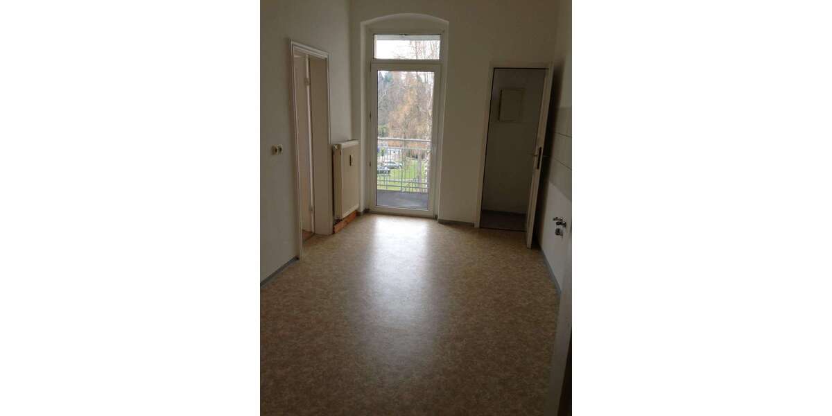 Etagenwohnung Gera Debschwitz - 5 Zimmer, 117 m&sup2;, 700&euro; | Angebot:26989069