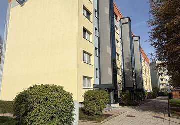 Wohnung Glauchau - 4 Zimmer, 67 m&sup2;, 470&euro; | Angebot:27653390