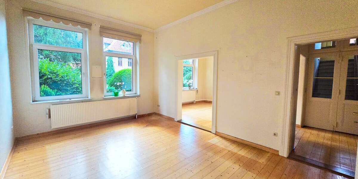 Etagenwohnung Bückeburg - 5 Zimmer, 100 m&sup2;, 1.200&euro; | Angebot:27192557