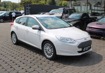 Ford Focus 27.467 km 4.999 &euro; Lohmar 53797