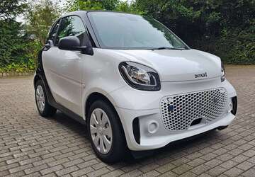 Smart forTwo 28.900 km 9.690 &euro; Kiel, Landeshauptstadt 24114