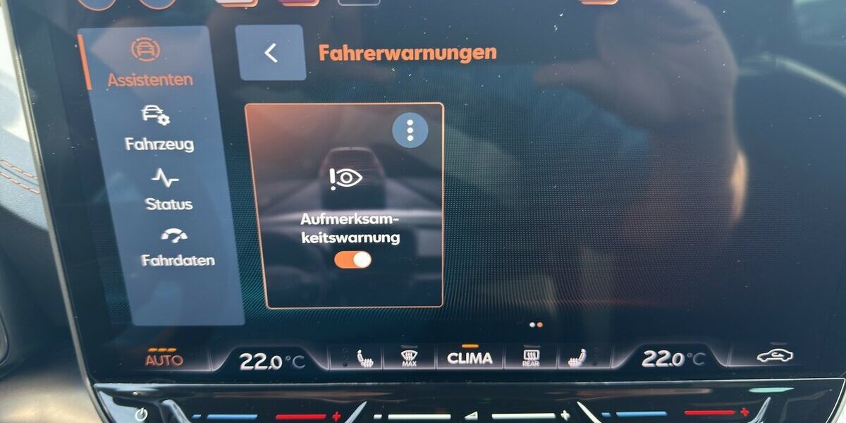Cupra Leon ST 1.5 eTSI *DSG/AHK//ACC/Kamera/SHZG/LR-HZG* 10.215 km 28.680 &euro; Bamberg 96052