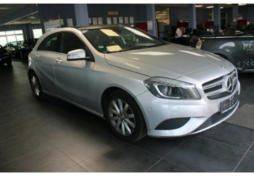 Mercedes-Benz A 180 BlueEFFICIENCY 7G-DCT Style 112.495 km 12.980 &euro; Euskirchen 53881