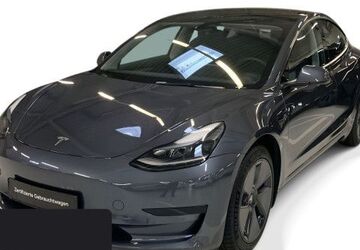 Tesla Model 3 40.418 km 31.400 &euro; Obertraubling 93083