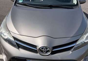 Toyota Verso 221.300 km 8.900 &euro; Bassenheim 56220