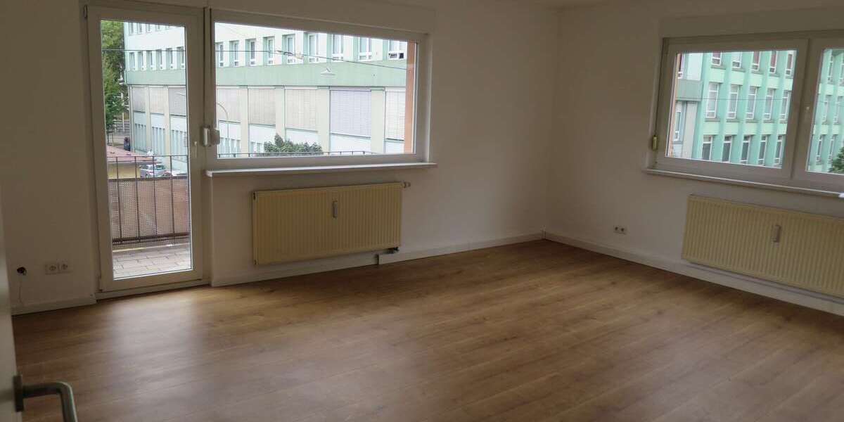 Etagenwohnung Pforzheim Weststadt - 3 Zimmer, 86 m&sup2;, 760&euro; | Angebot:27291389