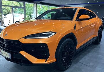 Lamborghini Urus 2.500 km 299.890 &euro; Gröbenzell 82194
