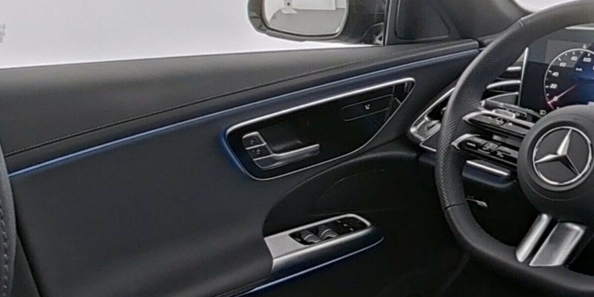 Mercedes-Benz E 220 Td AMG-Line Advanced*AHK*el. Panorama-SD* 15.902 km 54.750 &euro; Kaiserslautern 67657