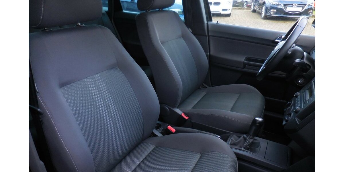 VW Polo 1.2 *Black-Edition* Serviceheft 2.Hand 89.000 km 5.200 &euro; Seevetal - Hittfeld 21218