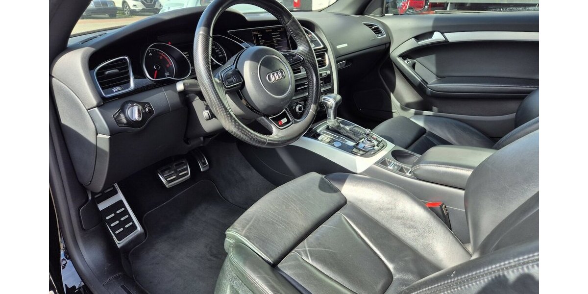Audi A5 3.0 TDI Cabrio clean diesel quattro S Line, Led 174.990 km 15.890 &euro; Rodgau 63110