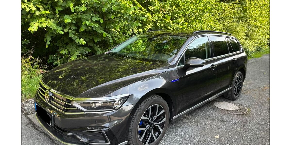 VW Passat Variant 125.413 km 17.990 &euro; Braunschweig 38126