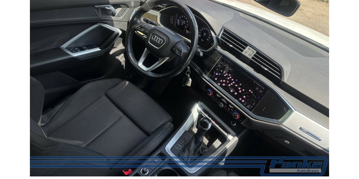 Audi Q3 35 TFSI advanced Aut.*LED*NAV*Sound*SHZ* 66.053 km 23.490 &euro; Berlin 13187