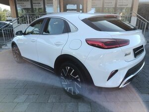 Kia XCeed 1.5 T AUTOMATIK VISION KOMFORT-PAKET 14.088 km 23.490 &euro; Höhenkirchen-Siegertsbrun 85635