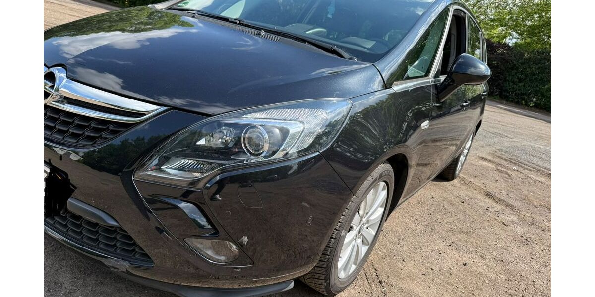 Opel Zafira Tourer 187.000 km 8.800 &euro; Duisburg 47166