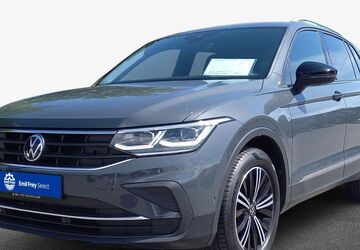 VW Tiguan 54.350 km 25.490 &euro; Flensburg 24944