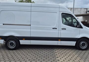 Mercedes-Benz Sprinter 173.300 km 21.408 &euro; Mönchengladbach 41063