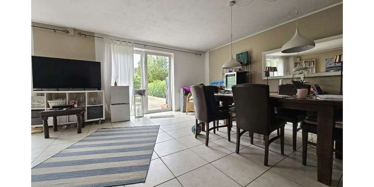 Etagenwohnung Hamburg-Schnelsen Schnelsen - 5 Zimmer, 150 m&sup2;, 2.150&euro; | Angebot:27241793