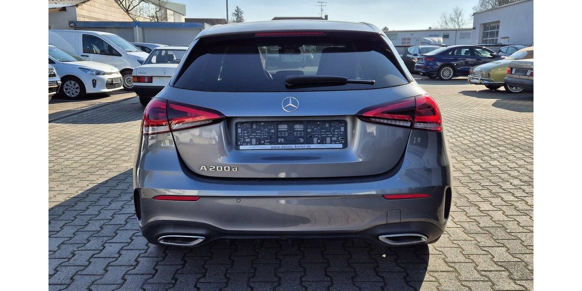 Mercedes-Benz A 200 d AMG Line Automatik, Navi, Rückfahrkamera, 211.222 km 15.990 &euro; Rodgau 63110