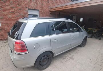 Opel Zafira Tourer 172.000 km 1.999 &euro; Lüdersfeld 31702