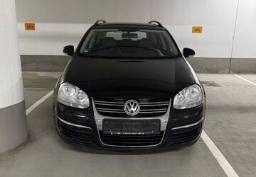 VW Golf 182.000 km 5.200 &euro; Konstanz 78464